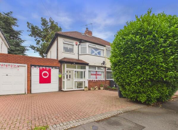 3 bed property, in Bonsall Road, £275,000