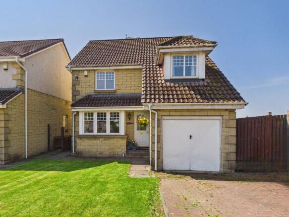 4 bed property, in 45 Kirk Road, £307,000