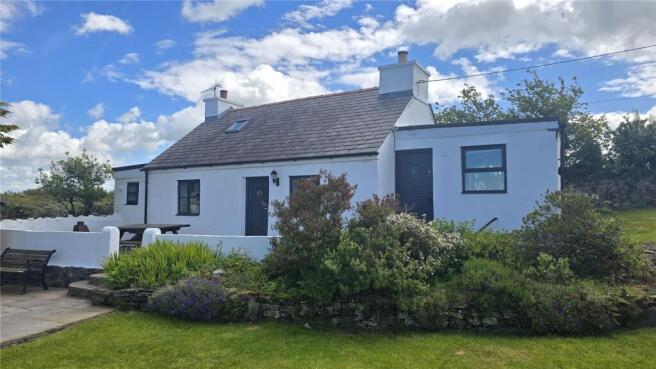 2 bed property, in Llanrhyddlad, £285,000