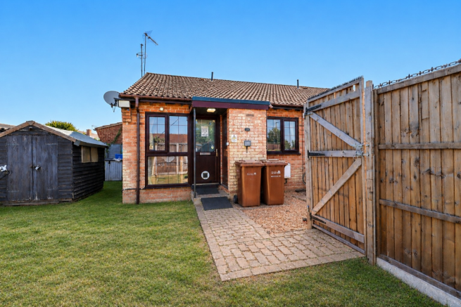 1 bed property, in Downham Market, £220,000