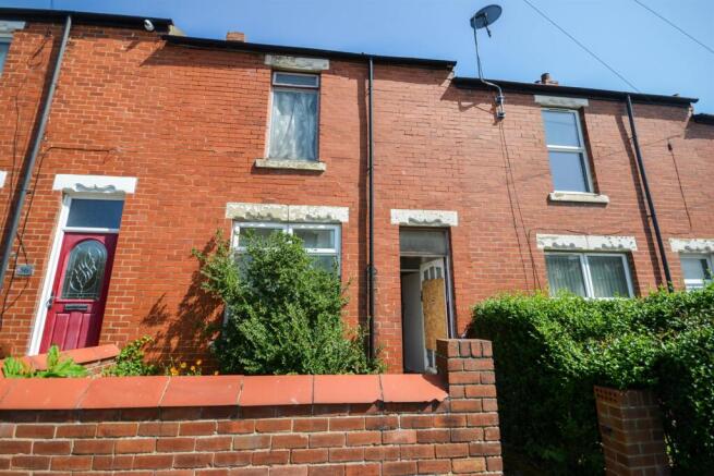 2 bed property, in Rokeby Street, £1,000