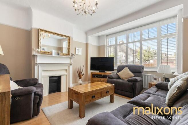 3 bed property, in Tisbury Road, £600,000
