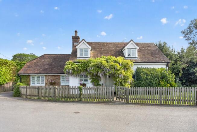 4 bed property, in The Street, £950,000