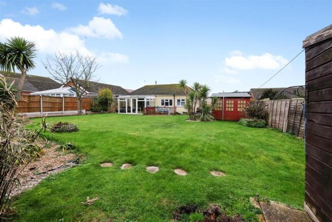 3 bed property, in Hazlemere Road, £459,950