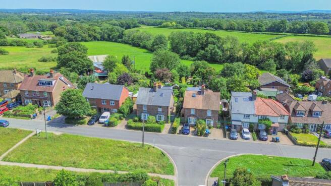 3 bed property, in Church Road, £500,000
