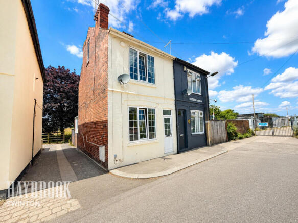 3 bed property, in Gosling Gate Road, £110,000