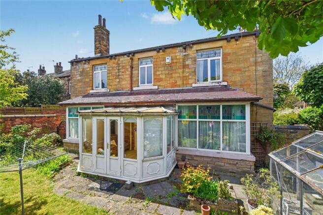 4 bed property, in Street Lane, £399,995