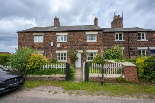 3 bed property, in Coal Pit Lane, £210,000