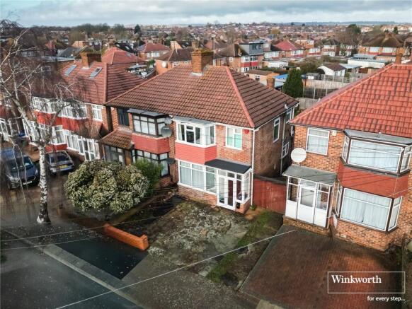 3 bed property, in Girton Avenue, £550,000