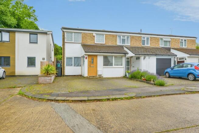 4 bed property, in The Firs, £700,000