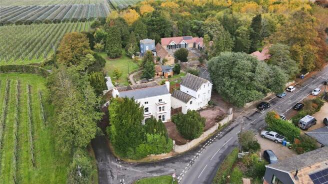 26 bed property, in Lynsted Lane, £2,500,000