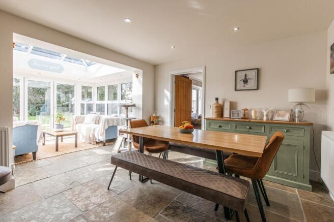 5 bed property, in Ashill, £700,000