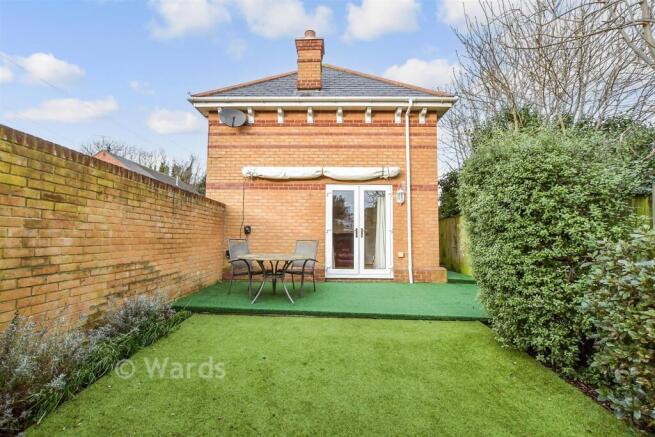 3 bed property, in Station Drive, £315,000