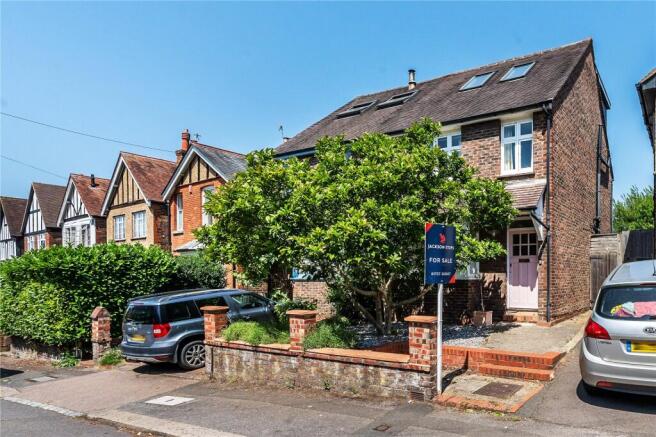 5 bed property, in Chart Lane, £945,000