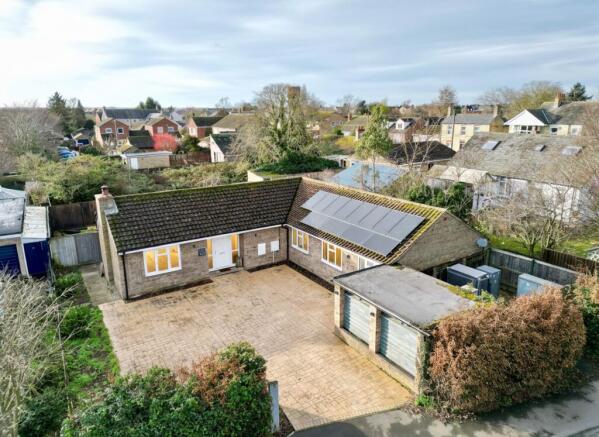 5 bed property, in Cottenham CB24, £475,000