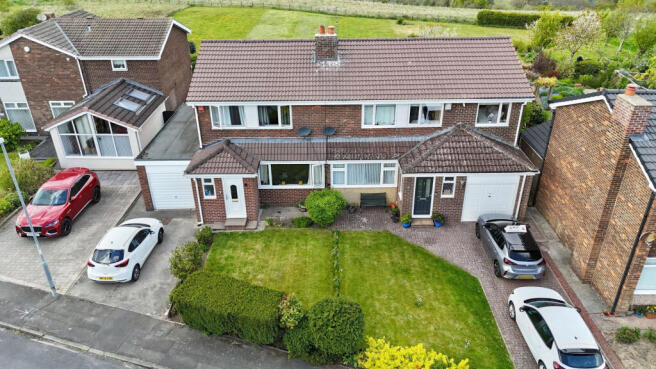 3 bed property, in Bryans Leap, £250,000