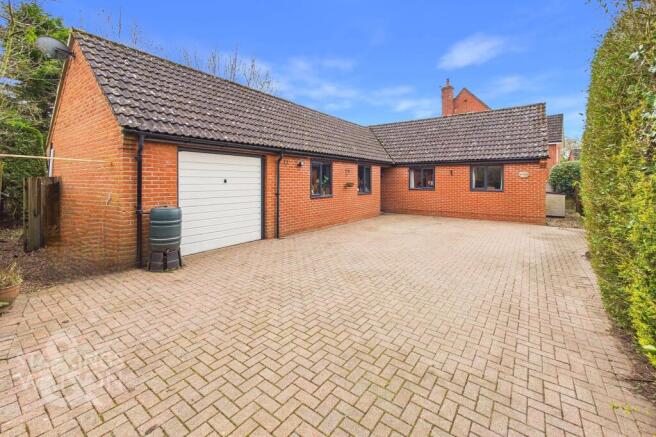 3 bed property, in Norwich Road, £380,000
