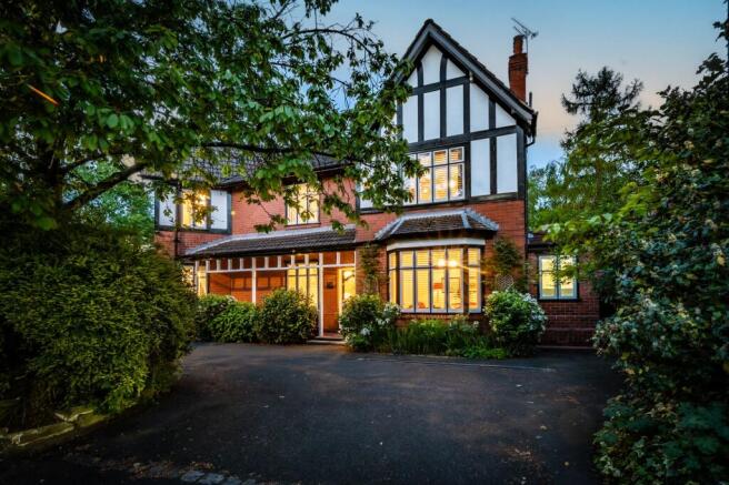 5 bed property, in Bramhall Lane South, £1,350,000