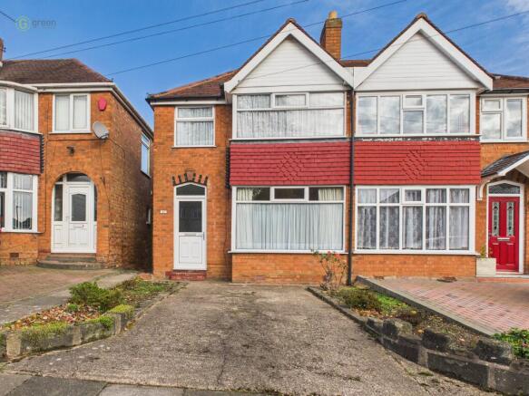3 bed property, in Mildenhall Road, £230,000