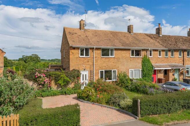 3 bed property, in Draughton Road, £349,995