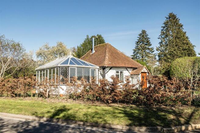 2 bed property, in The Street, £699,950