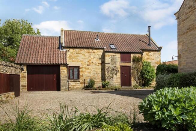 3 bed property, in Knayton, £650,000