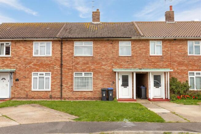 3 bed property, in May Close, £265,000