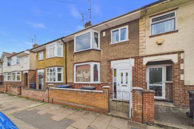 3 bed property, in Penrhyn Road, £250,000