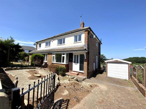 3 bed property, in Greenside Avenue, £210,000