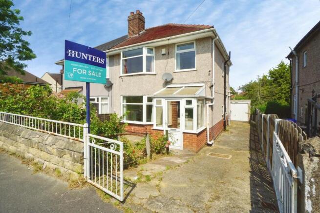 3 bed property, in Farview Road, £170,000