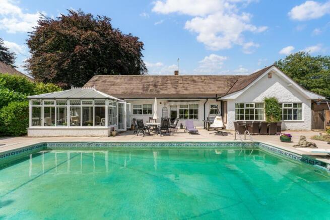 4 bed property, in Moss Lane, £1,350,000