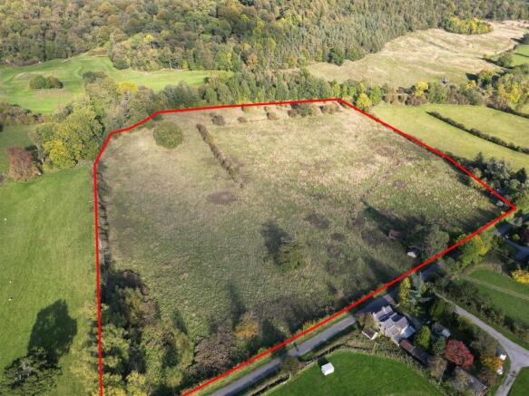 Land, in Land and buildings, £400,000