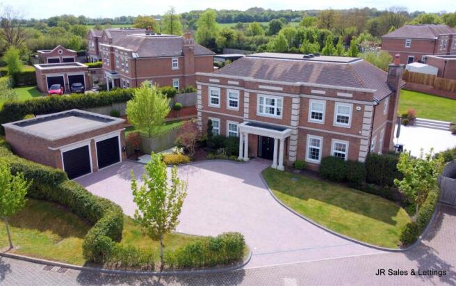 5 bed property, in Canton Close, £1,950,000