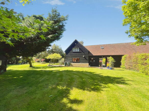 5 bed property, in Church Street, £1,075,000