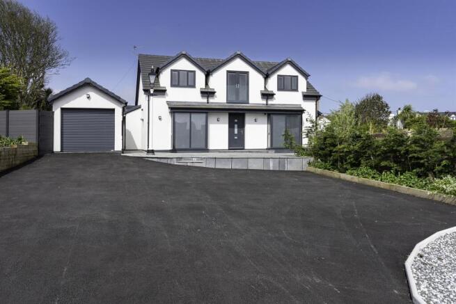 3 bed property, in Ffordd Cynlas, £695,000