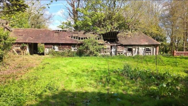Studio, in Nash Street, £300,000