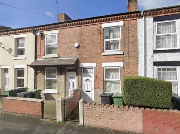 1 bed property, in Ray Street, £95,000