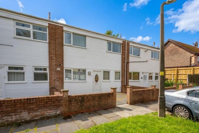 3 bed property, in Cotton Drive, £170,000