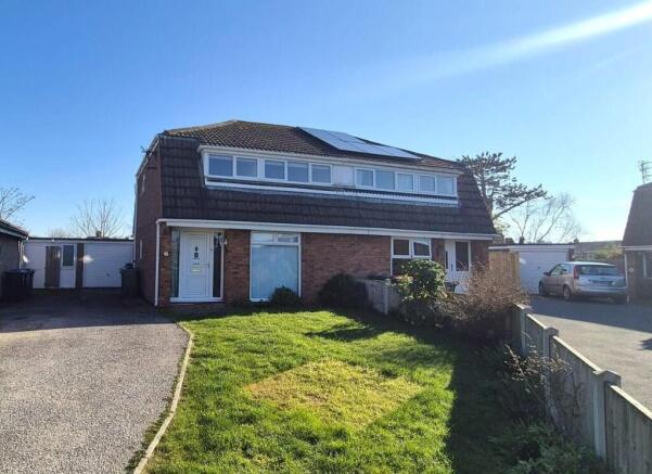 3 bed property, in Sandon Crescent, £219,500