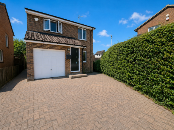 3 bed property, in Hardwick Green, £375,000