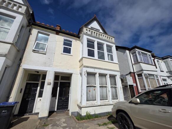 1 bed property, in Meteor Road, £119,950