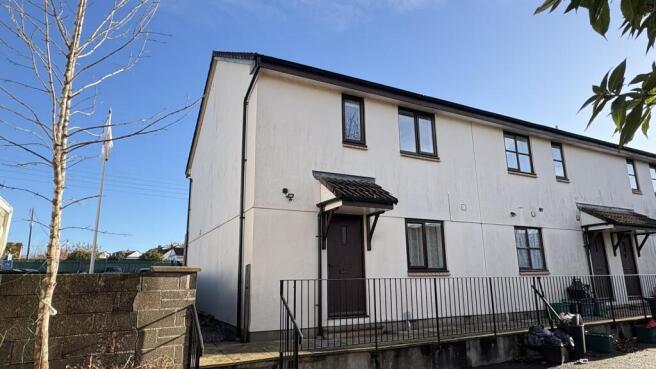 2 bed property, in Sandford Road, £130,000