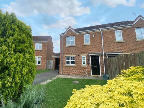 3 bed property, in Lawson Road, £160,000