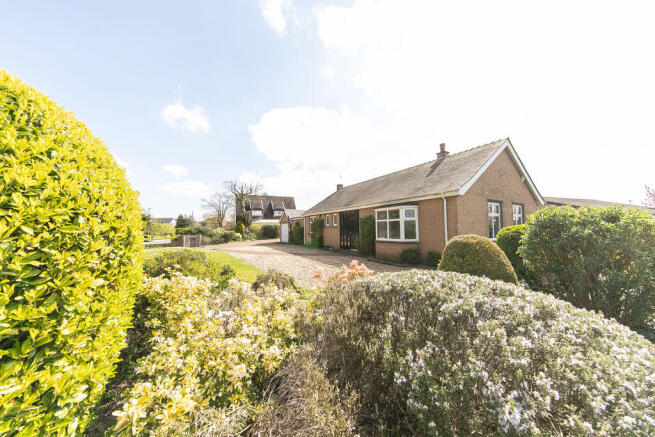3 bed property, in 'Treveneague' Beech Road, £375,000