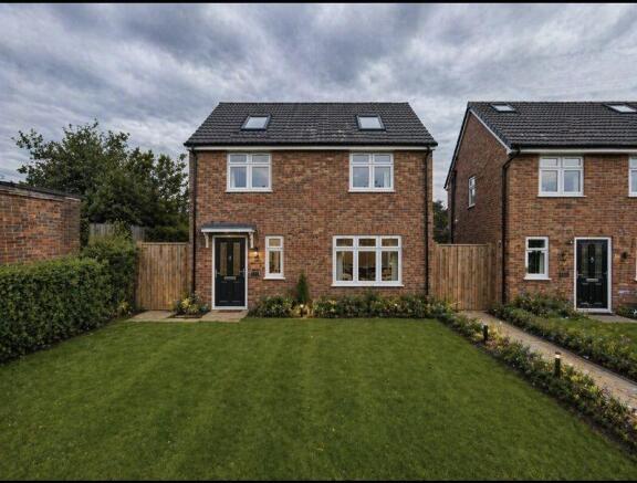 Land, in Lady Margaret Road, £300,000