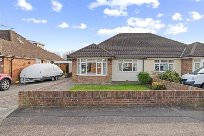 2 bed property, in Langdale Avenue, £365,000