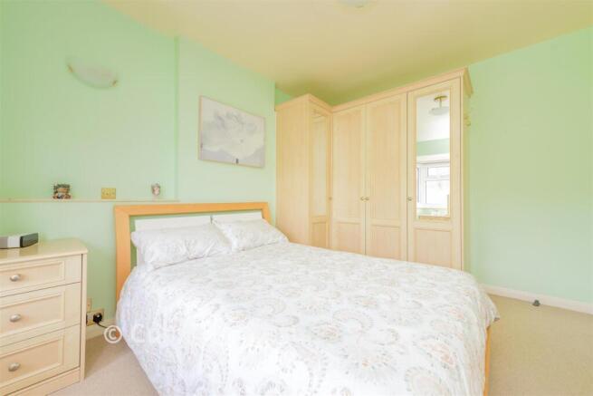 4 bed property, in Chipstead Lane, £675,000