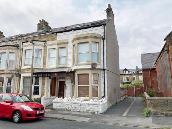 4 bed property, in Brunswick Road, £139,950