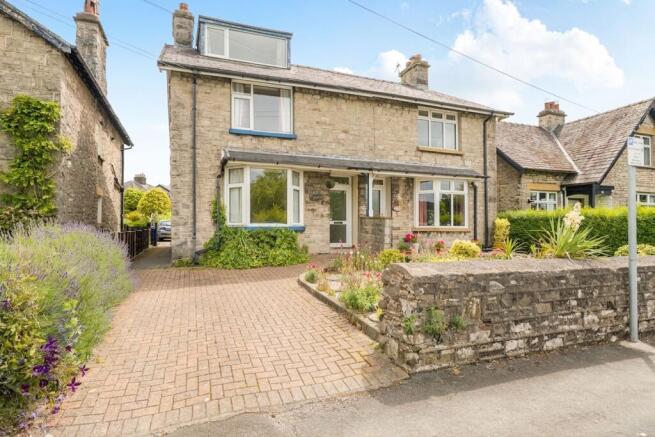 3 bed property, in Natland Road, £350,000