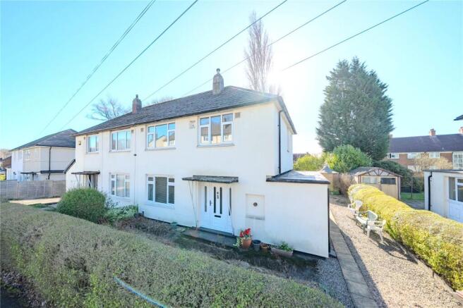 3 bed property, in Lingfield Approach, £229,950